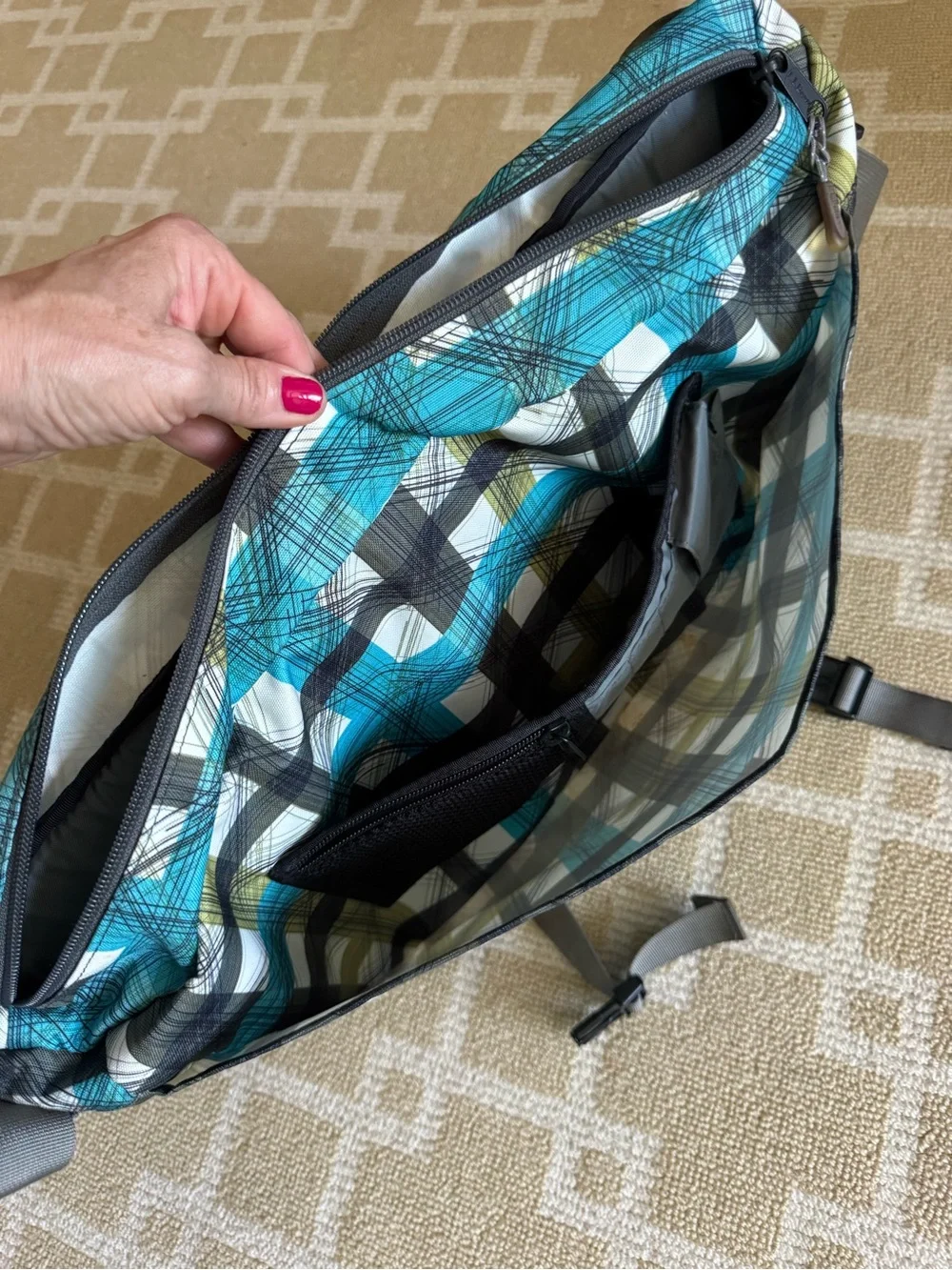 L.L. Bean Laptop Messenger Bag Padded Crossbody Briefcase Teal Gray Plaid O/S